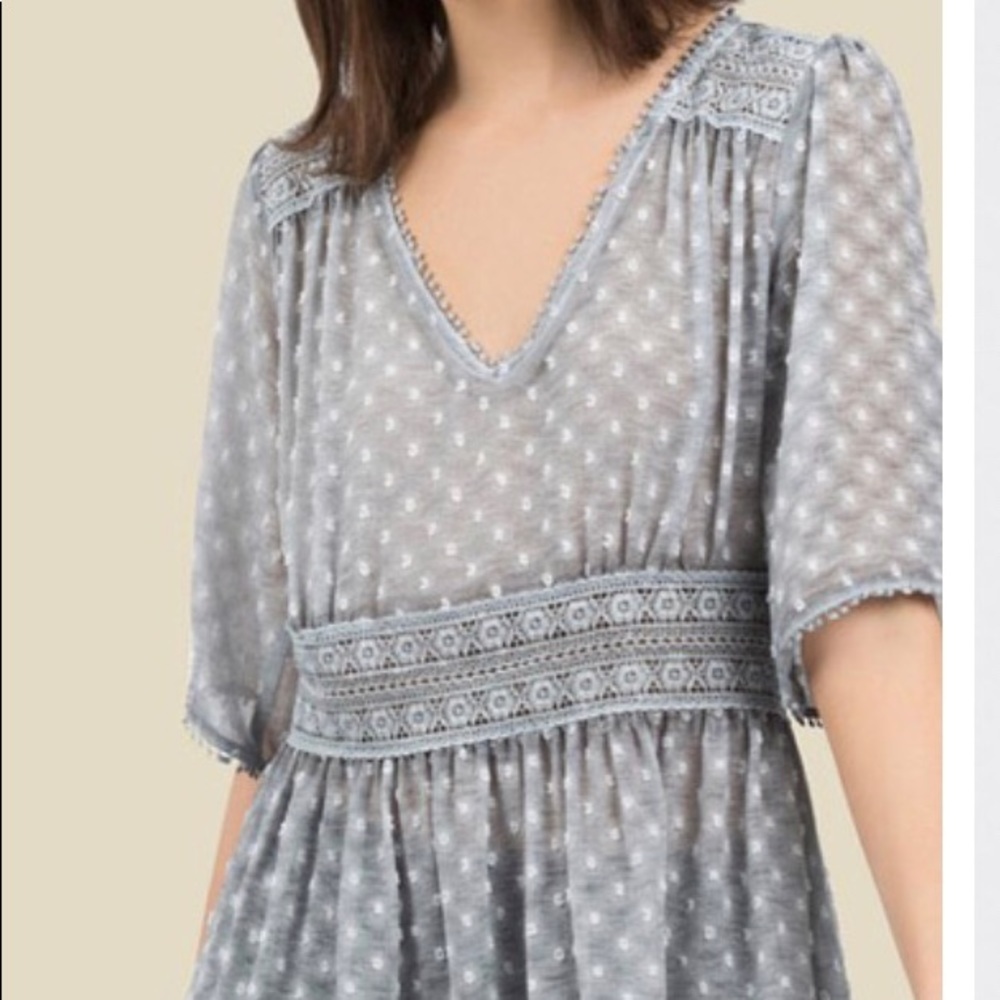Half Sleeve POL Vneck Crocheted Trim Textured Top - Picture 2 of 4